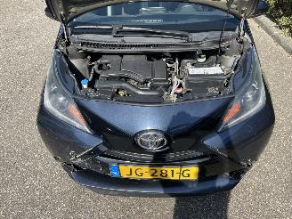 Toyota Aygo 5drs xplay picture 7