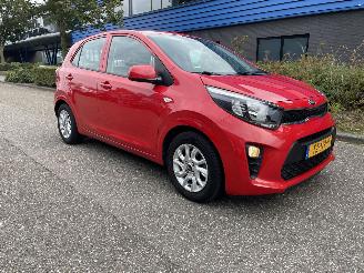 Kia Picanto 5drs picture 3