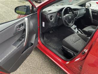 Toyota Auris 1.8 hybrid picture 10