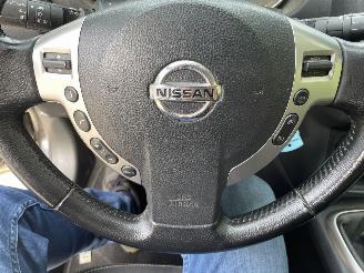Nissan Qashqai 7persoons picture 14