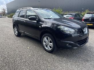 Nissan Qashqai 7persoons picture 4