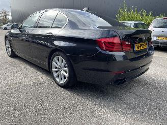 Schadeauto BMW 5-serie 528 high-exe sedan 2011/10