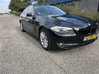 BMW 5-serie 528 high-exe sedan picture 6