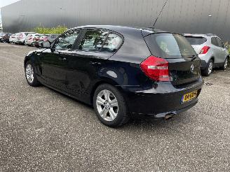 BMW 1-serie 116 5drs picture 6