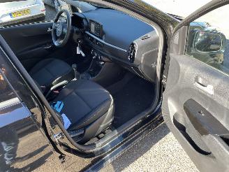 Kia Picanto 5drs picture 12