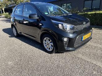 Kia Picanto 5drs picture 4