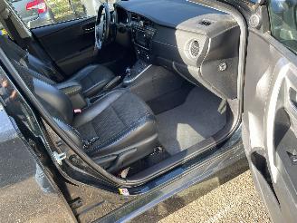 Toyota Auris 1.8 hybrid picture 10