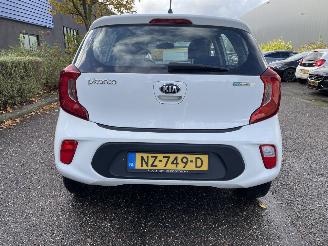Kia Picanto 1.0 5drs airco picture 5