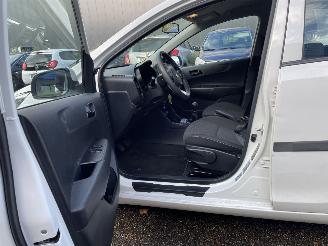 Kia Picanto 1.0 5drs airco picture 10