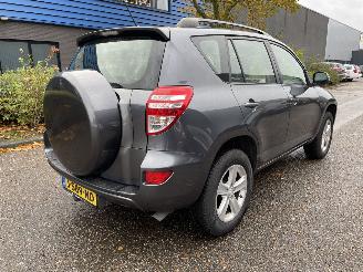 Toyota Rav-4 2.0 5drs picture 2