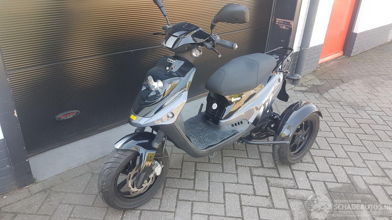 PGO  PGO driewielscooter