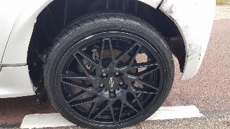Mazda 2 HYBRIDE picture 16