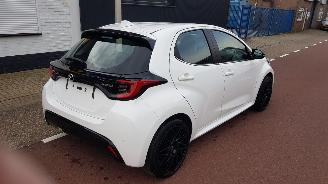 Mazda 2 HYBRIDE picture 12