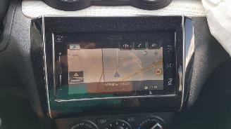 Suzuki Swift 1.2GL+ picture 10