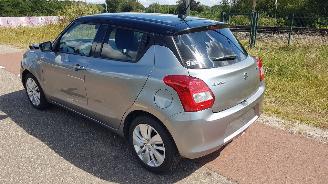 Suzuki Swift 1.2GL+ picture 8