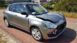 Suzuki Swift 1.2GL+ picture 4