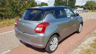 Suzuki Swift 1.2GL+ picture 6