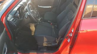 Suzuki Swift  picture 12