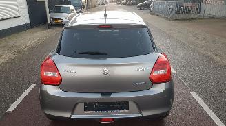 Suzuki Swift  picture 7