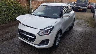 Suzuki Swift  picture 2