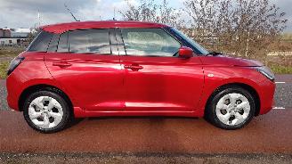 Vaurioauto  passenger cars Suzuki Swift  2025/12