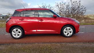 uszkodzony samochody osobowe Suzuki Swift  2025/12