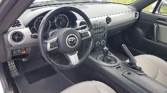 Mazda MX-5 HARDTOP rijdt nieuw picture 19