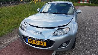 Mazda MX-5 HARDTOP rijdt nieuw picture 5