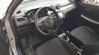 Suzuki Swift  picture 11
