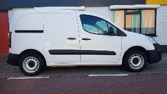 damaged passenger cars Citroën Berlingo  2018/5