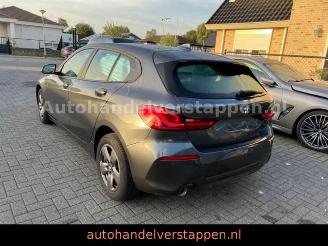 Vaurioauto  passenger cars BMW 1-serie  2020/8
