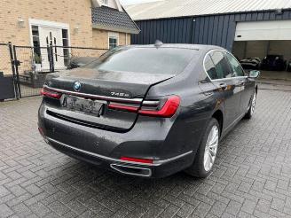 damaged passenger cars BMW 7-serie  2019/9