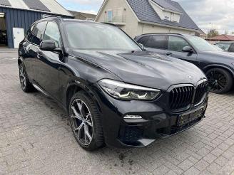 begagnad bil auto BMW X5 xDrive 30d 195KW M Sport Hud Sport-Ausp 2019/3