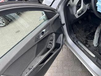 BMW 1-serie i Advantage  DAB-Tuner ScheinLED picture 11