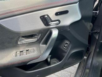 Mercedes Cla-klasse 180d Shooting Brake AMG Panorama picture 15