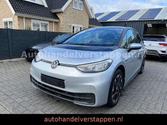 Volkswagen ID.3 Pro Life  Rijbaar/Drive ready picture 2