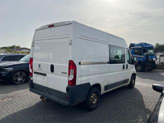 Peugeot Boxer III 2,0HDI Premium 335 Fourgon 5Sitzer picture 6