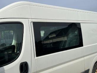 Peugeot Boxer III 2,0HDI Premium 335 Fourgon 5Sitzer picture 7
