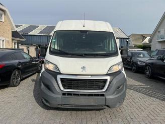 Peugeot Boxer III 2,0HDI Premium 335 Fourgon 5Sitzer picture 2