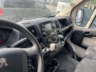 Peugeot Boxer III 2,0HDI Premium 335 Fourgon 5Sitzer picture 13