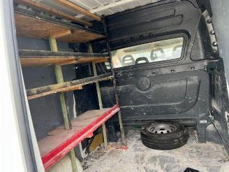 Peugeot Boxer III 2,0HDI Premium 335 Fourgon 5Sitzer picture 20
