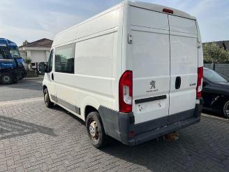 Peugeot Boxer III 2,0HDI Premium 335 Fourgon 5Sitzer picture 9