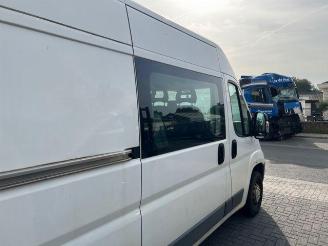 Peugeot Boxer III 2,0HDI Premium 335 Fourgon 5Sitzer picture 8
