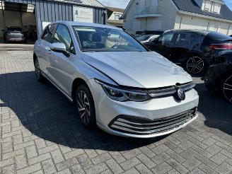 Schadeauto Volkswagen Golf VIII Lim. Style eHybrid DSG Plug in Hybrit 2022/9