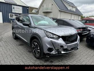 damaged passenger cars Peugeot 2008 e II Allure Pack Full Elektro 2022/3