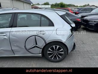 Mercedes A-klasse d DAB+ Navigation 106co2 picture 7