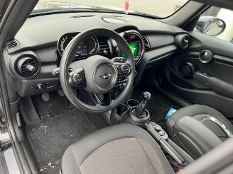 Mini One 75KW Essential Trim Navi picture 12