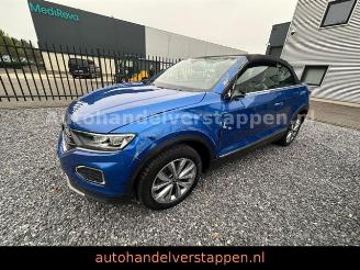 Coche accidentado Volkswagen T-Roc Cabriolet Style 1.5 TSI 110KW Navi DAB+ 2020/11