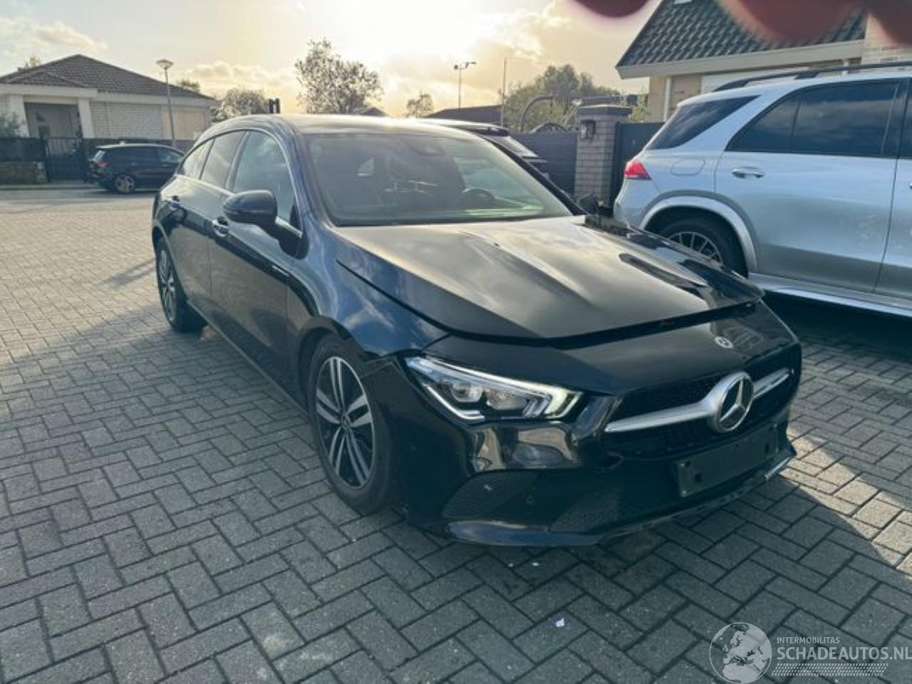 Mercedes Cla-klasse 180 Shooting Brake Urban