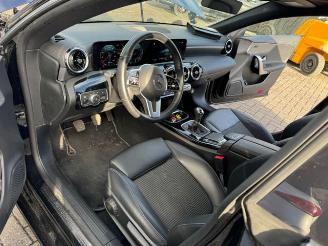 Mercedes Cla-klasse 180 Shooting Brake Urban picture 23